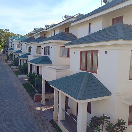 Ayan Villas With Private Pool Siolim Bagian luar foto