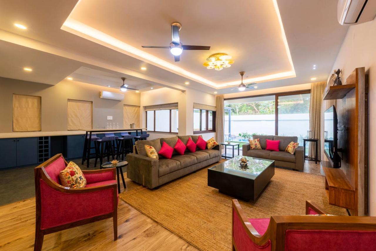 Ayan Villas With Private Pool Siolim Bagian luar foto
