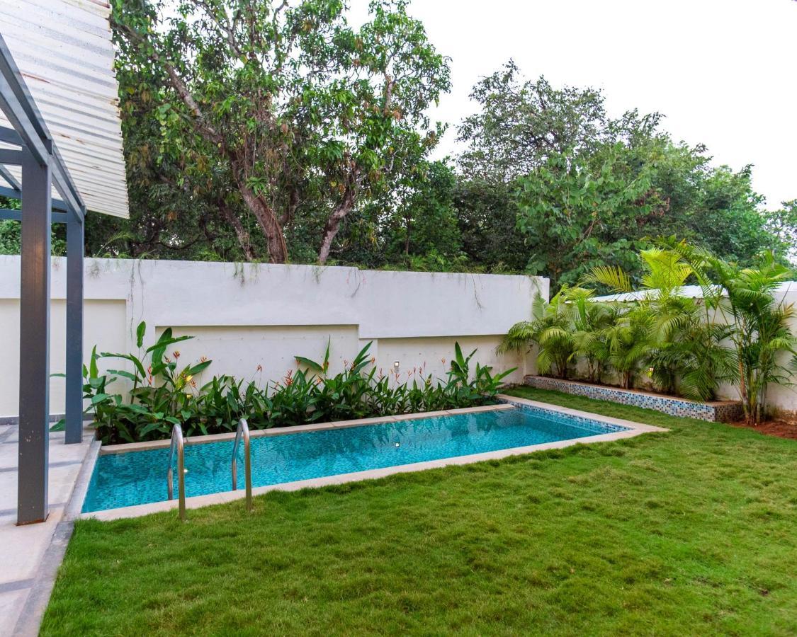 Ayan Villas With Private Pool Siolim Bagian luar foto