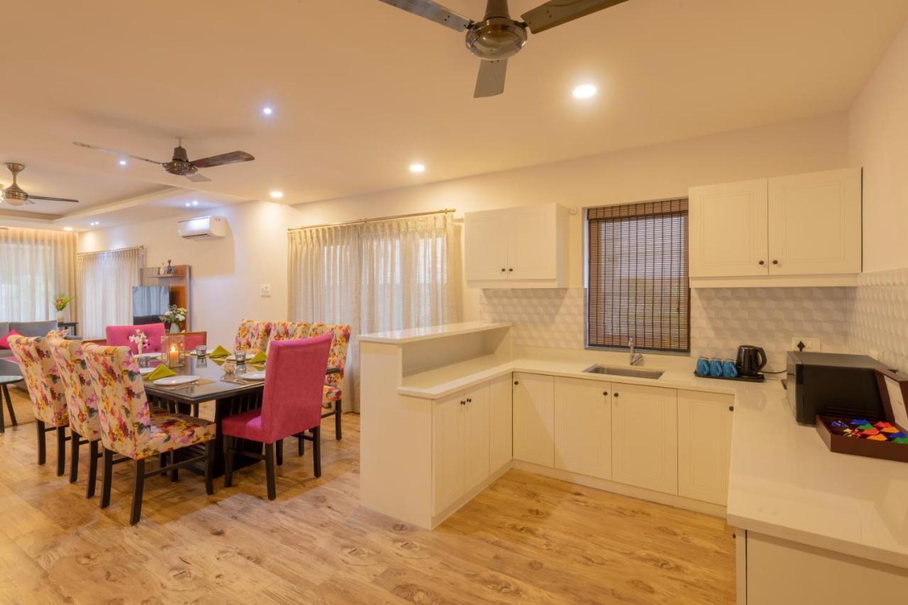 Ayan Villas With Private Pool Siolim Bagian luar foto